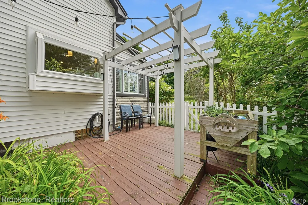 4174 Meyers Road Independence Charter Township, MI 48329
