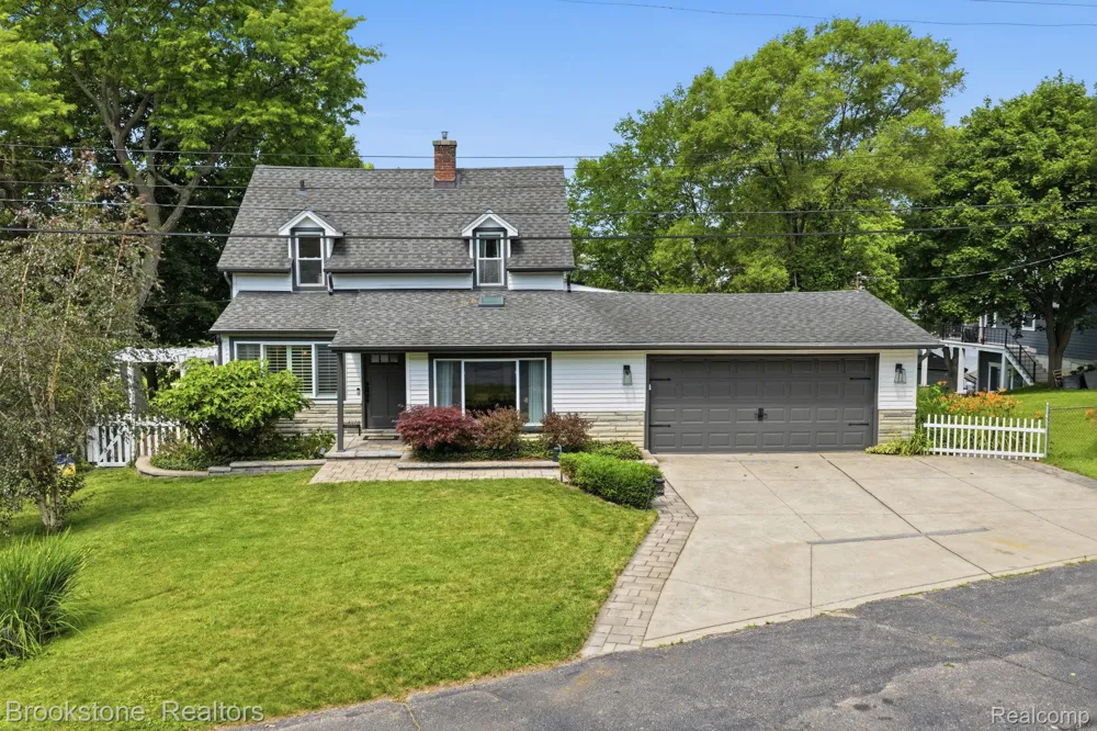 4174 Meyers Road Independence Charter Township, MI 48329