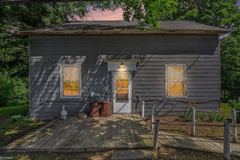 5918 Jeddo Road Grant Township, MI 48032