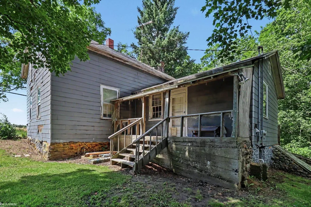 5918 Jeddo Road Grant Township, MI 48032