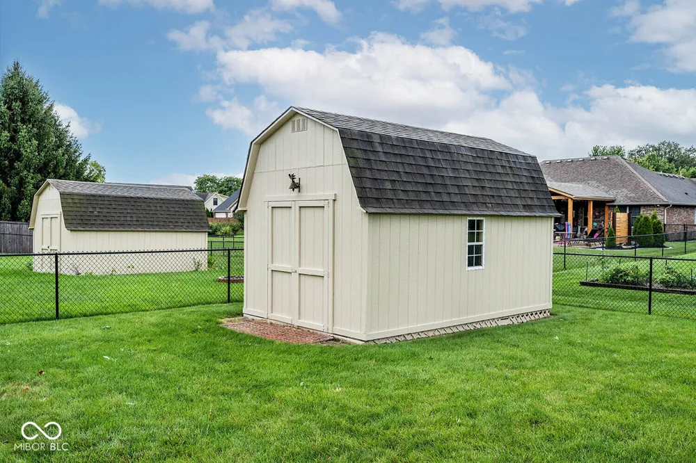3882 S Cedar Creek Lane New Palestine, IN 46163
