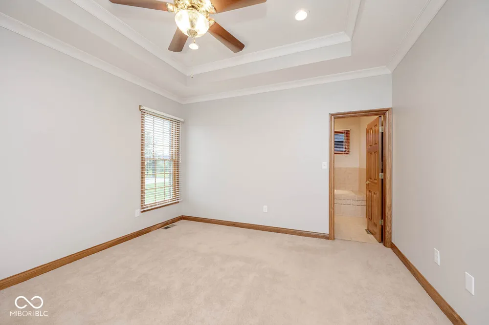 3882 S Cedar Creek Lane New Palestine, IN 46163
