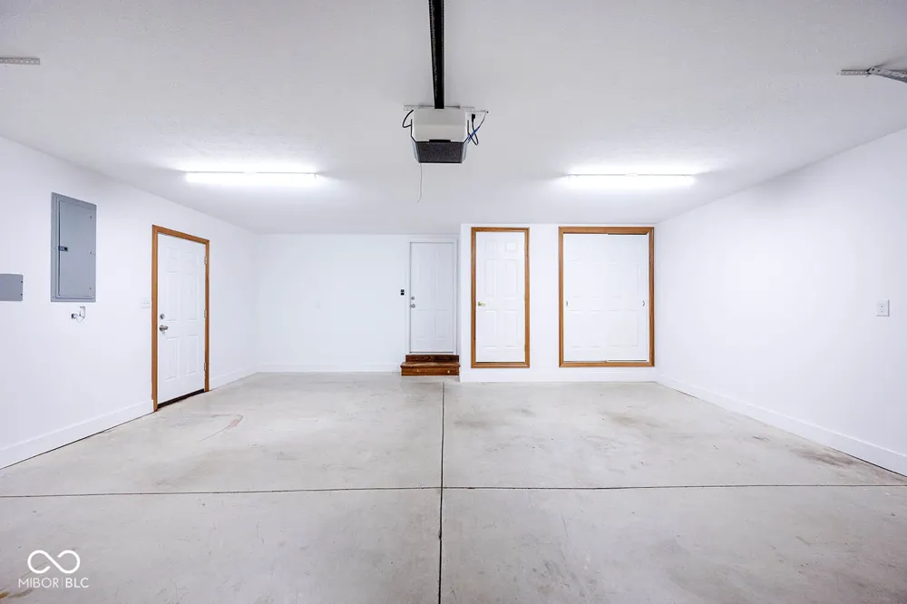 3882 S Cedar Creek Lane New Palestine, IN 46163