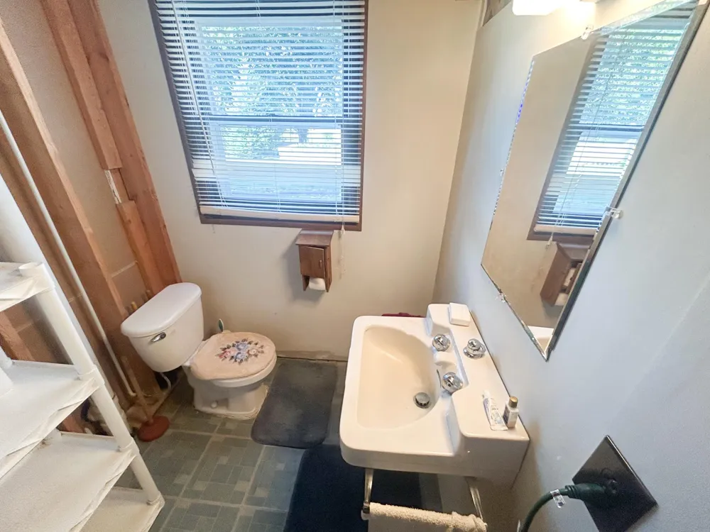 962 Miles Drive Worthington, MN 56187
