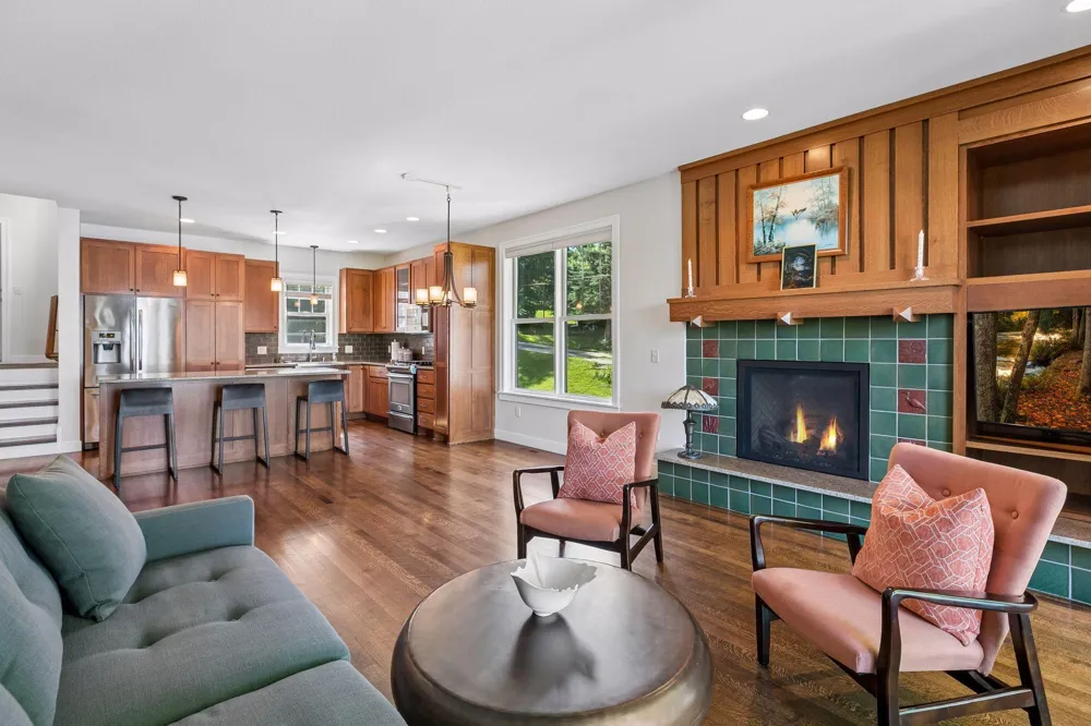 1161 Elmwood Avenue Orono, MN 55364
