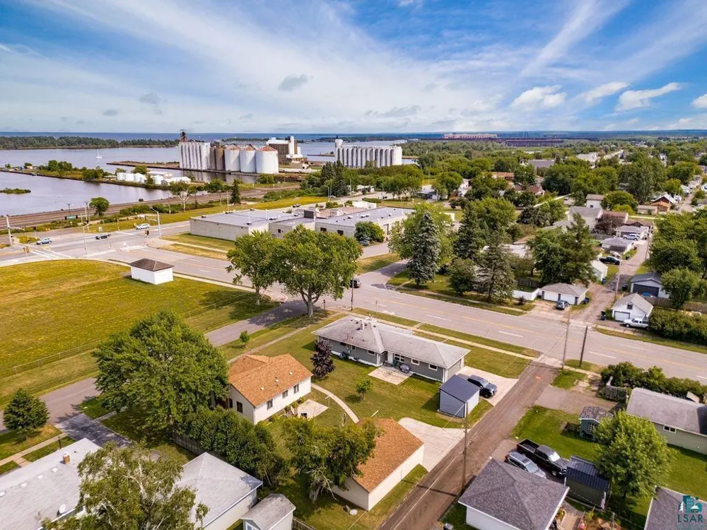 1724 E 3rd Street Superior, WI 54880