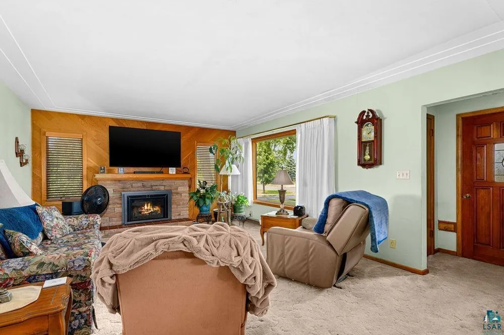 1724 E 3rd Street Superior, WI 54880