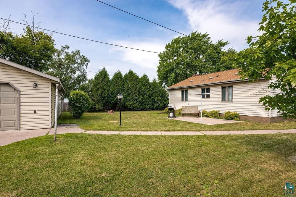 1724 E 3rd Street Superior, WI 54880