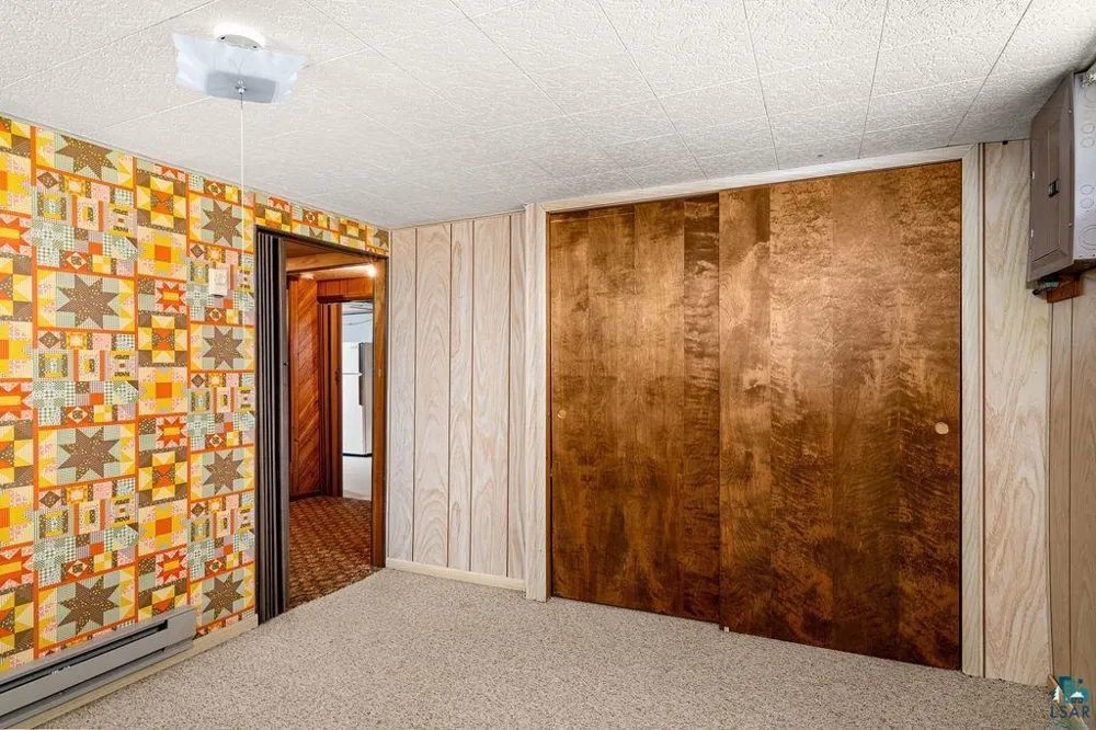 1724 E 3rd Street Superior, WI 54880