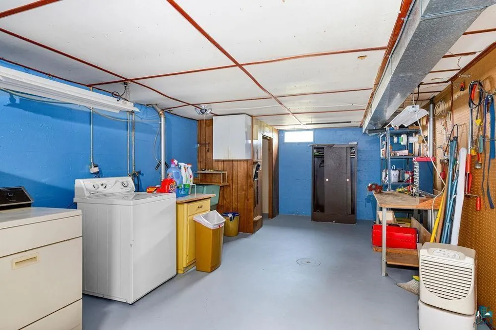 1724 E 3rd Street Superior, WI 54880