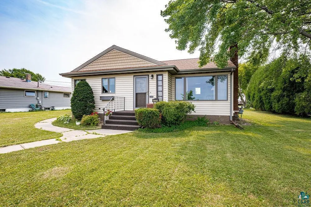 1724 E 3rd Street Superior, WI 54880