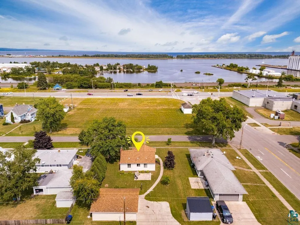 1724 E 3rd Street Superior, WI 54880