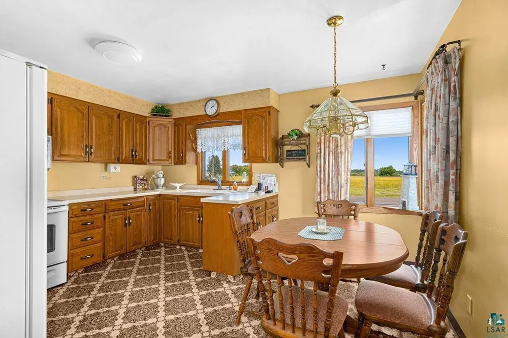 1724 E 3rd Street Superior, WI 54880
