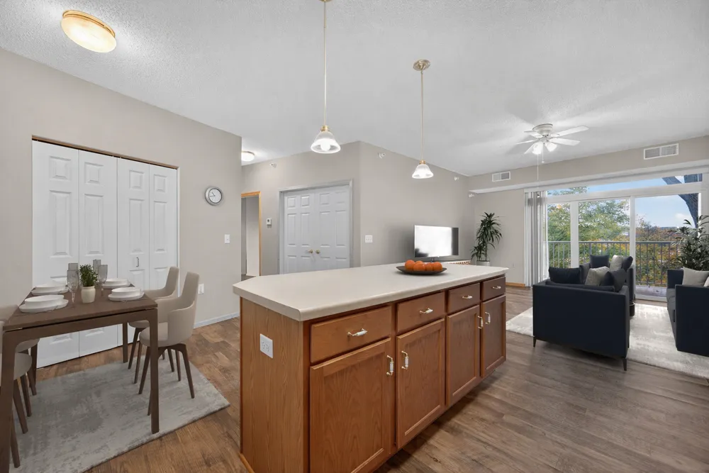 1880 3rd Avenue NW #211 Rochester, MN 55901