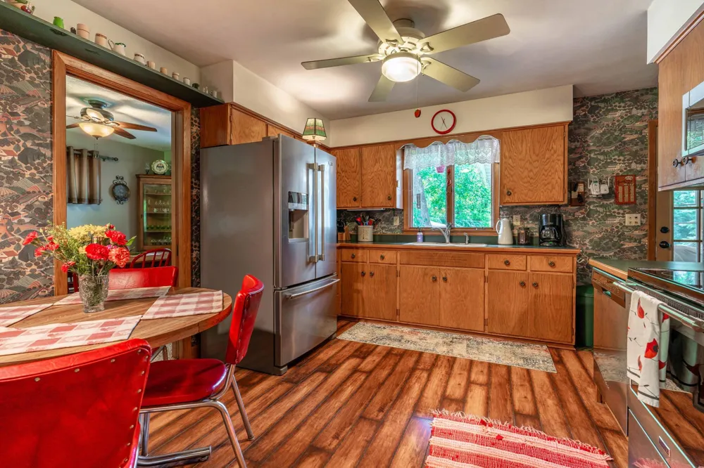 524 Guttenberg Heights Fergus Falls, MN 56537