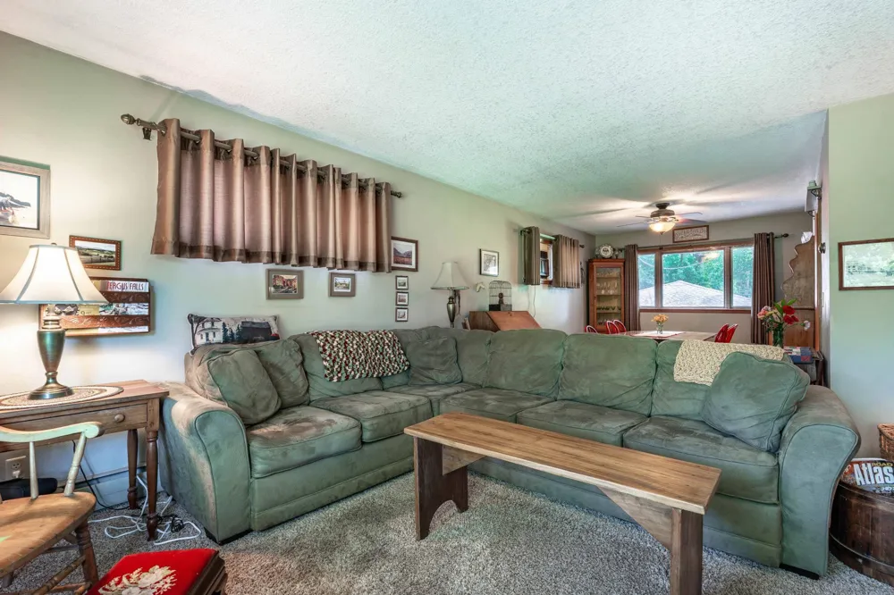 524 Guttenberg Heights Fergus Falls, MN 56537