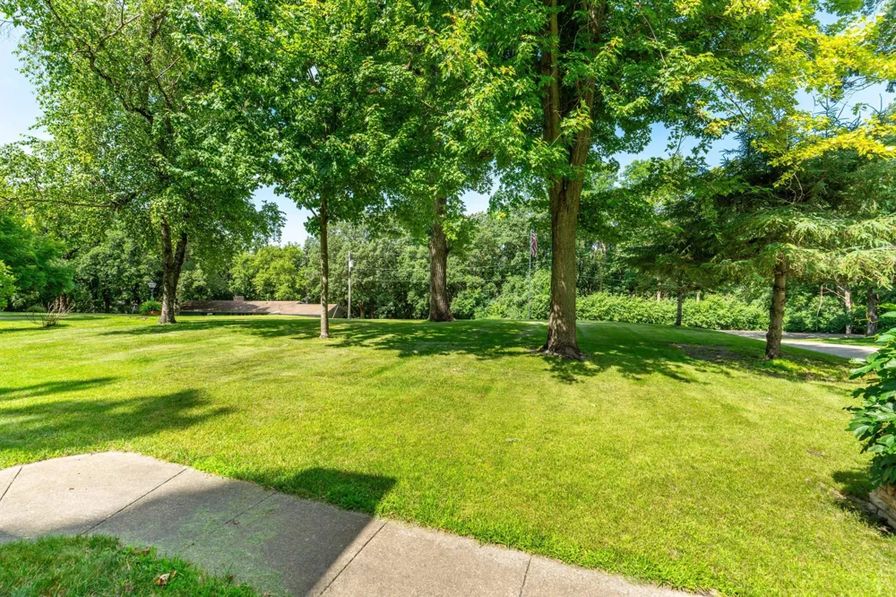 524 Guttenberg Heights Fergus Falls, MN 56537
