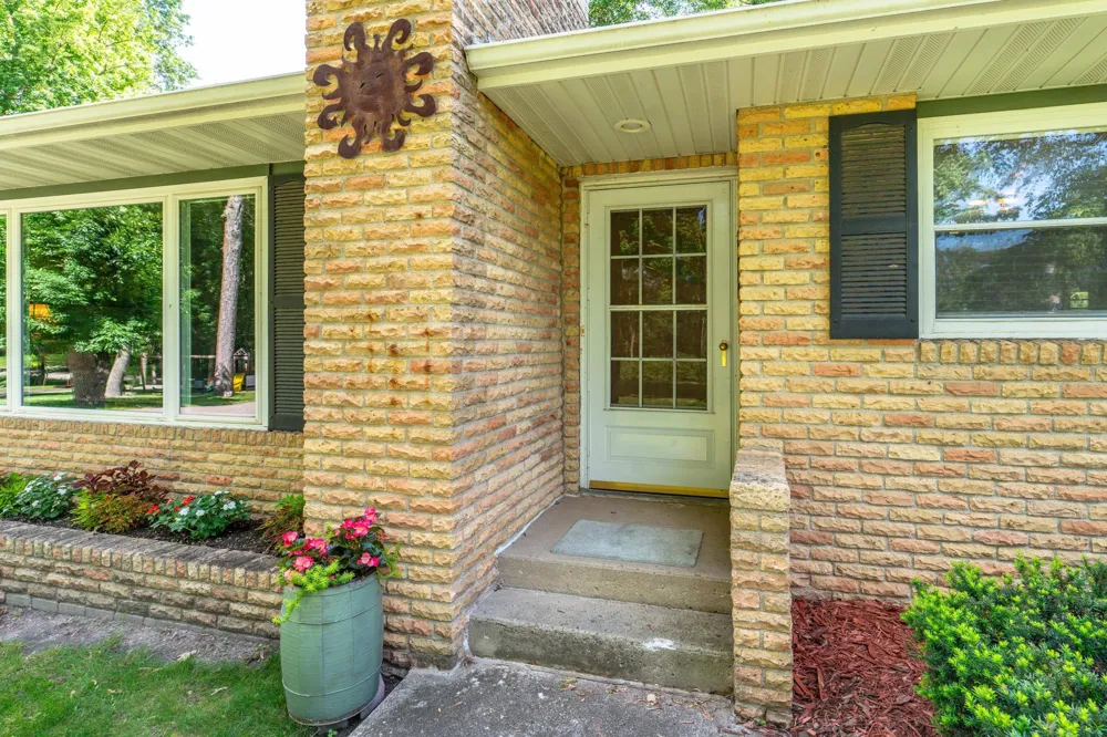 524 Guttenberg Heights Fergus Falls, MN 56537