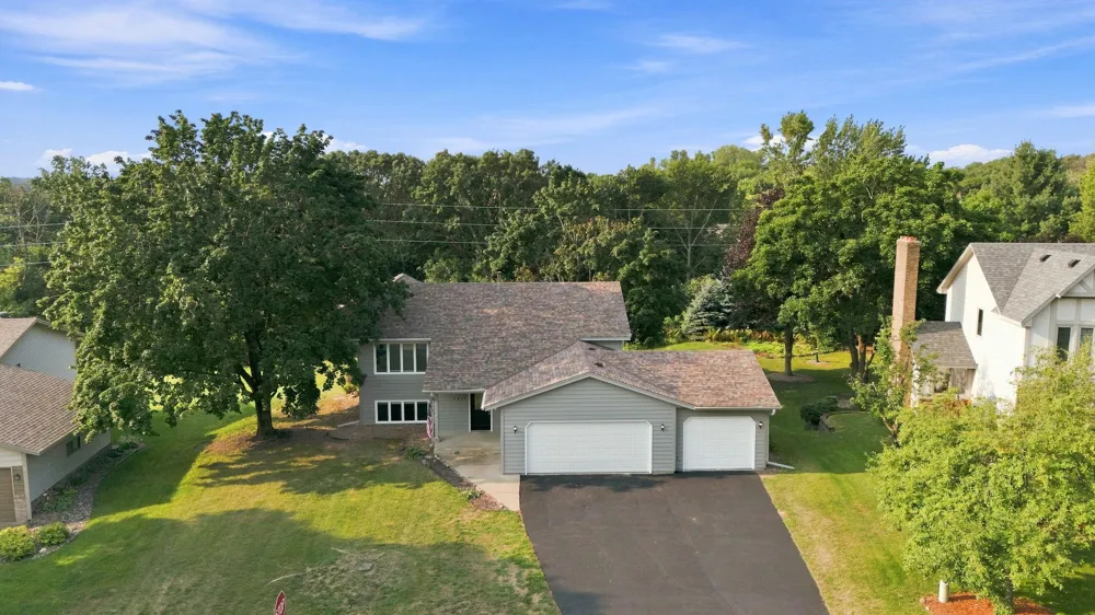 1213 W 158th Street Burnsville, MN 55306