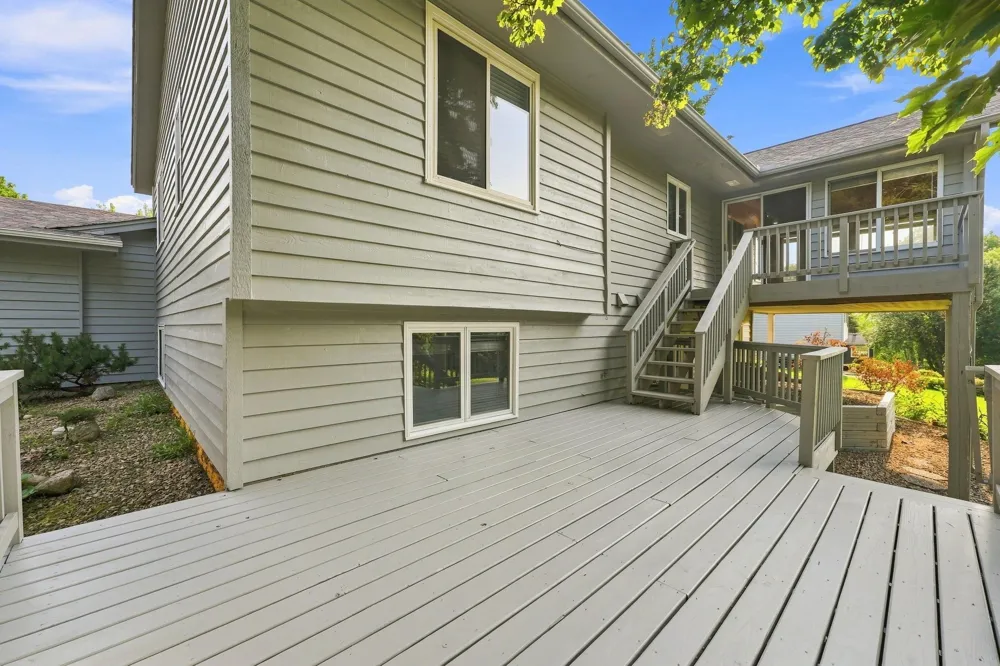 1213 W 158th Street Burnsville, MN 55306