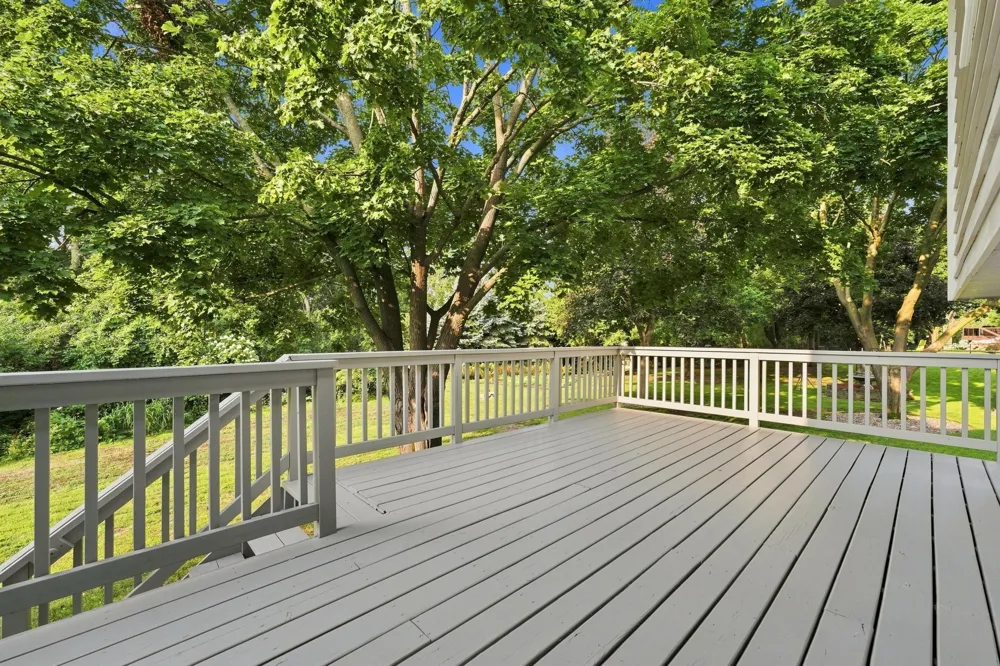 1213 W 158th Street Burnsville, MN 55306