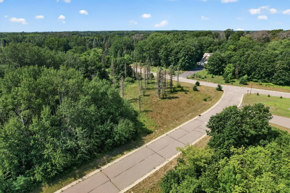 28795 133rd Street NW Zimmerman, MN 55398
