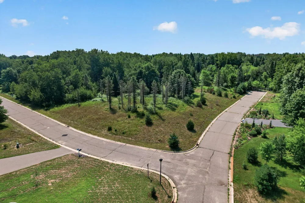 28795 133rd Street NW Zimmerman, MN 55398