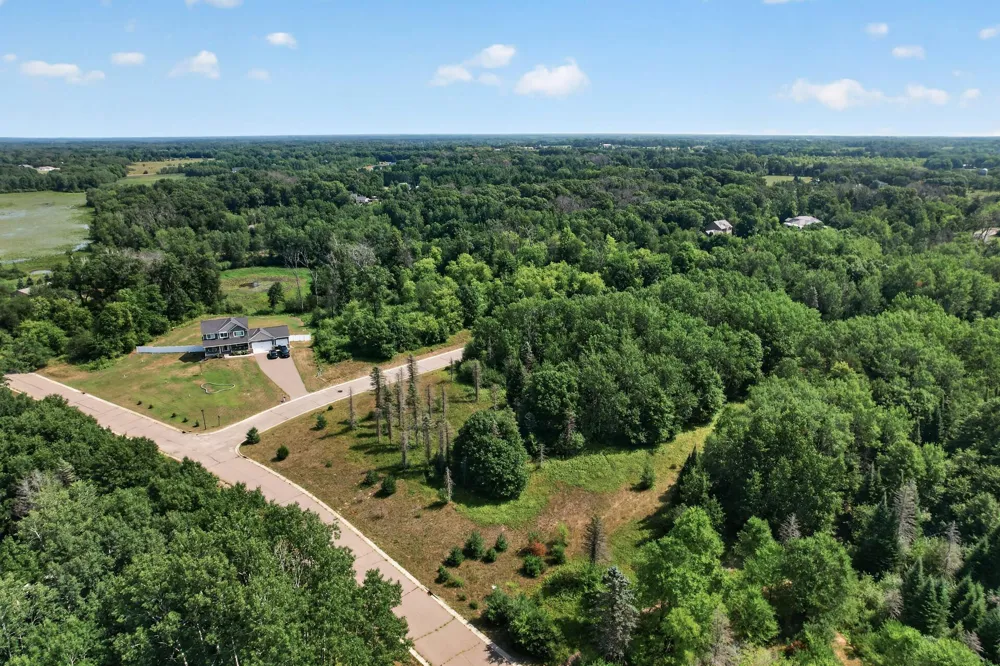 28795 133rd Street NW Zimmerman, MN 55398