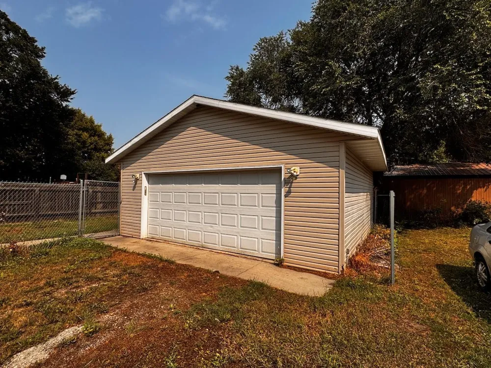 622 9th Street Moorhead, MN 56560