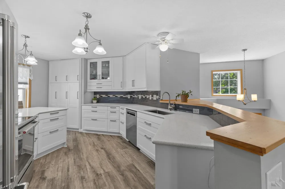 6420 Christenson Lane NE Fridley, MN 55432