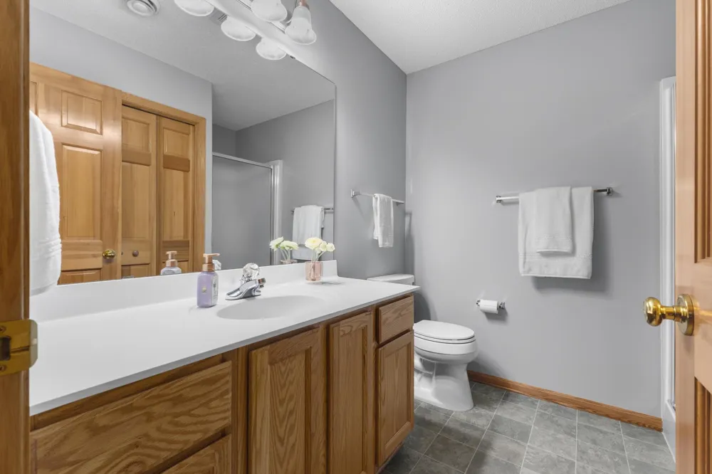 6420 Christenson Lane NE Fridley, MN 55432