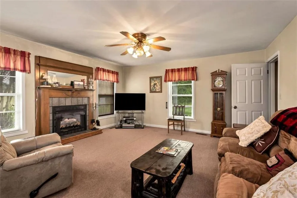 4041 Ada Street Blue Ridge, GA 30513