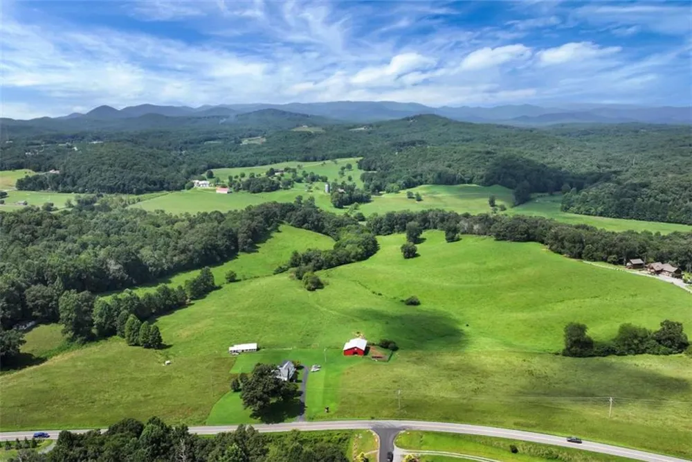 4041 Ada Street Blue Ridge, GA 30513