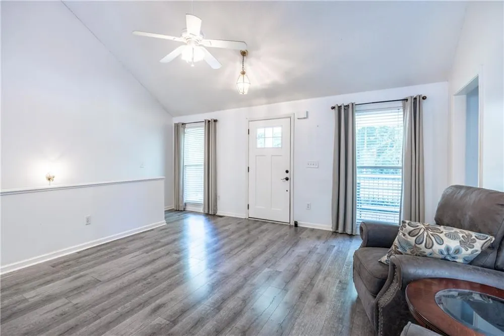 31 Mcwhorter Street Jasper, GA 30143