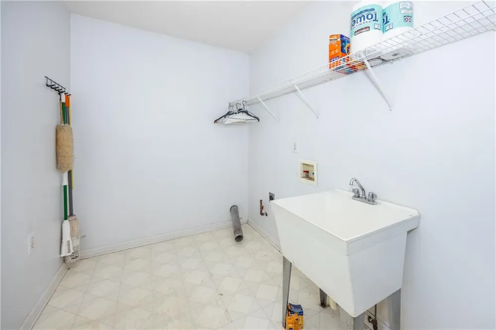 31 Mcwhorter Street Jasper, GA 30143