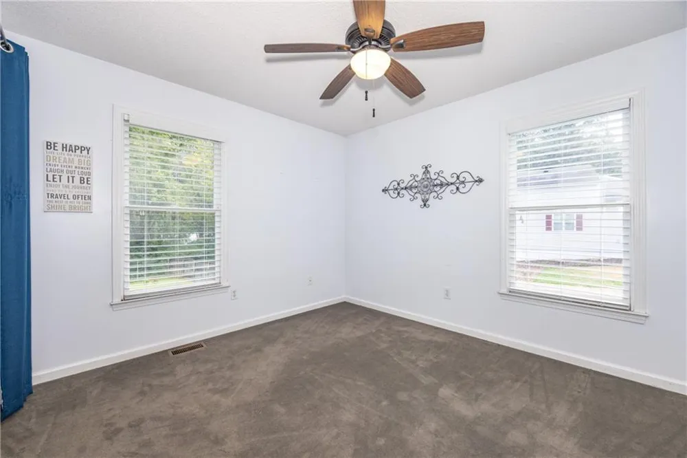 31 Mcwhorter Street Jasper, GA 30143