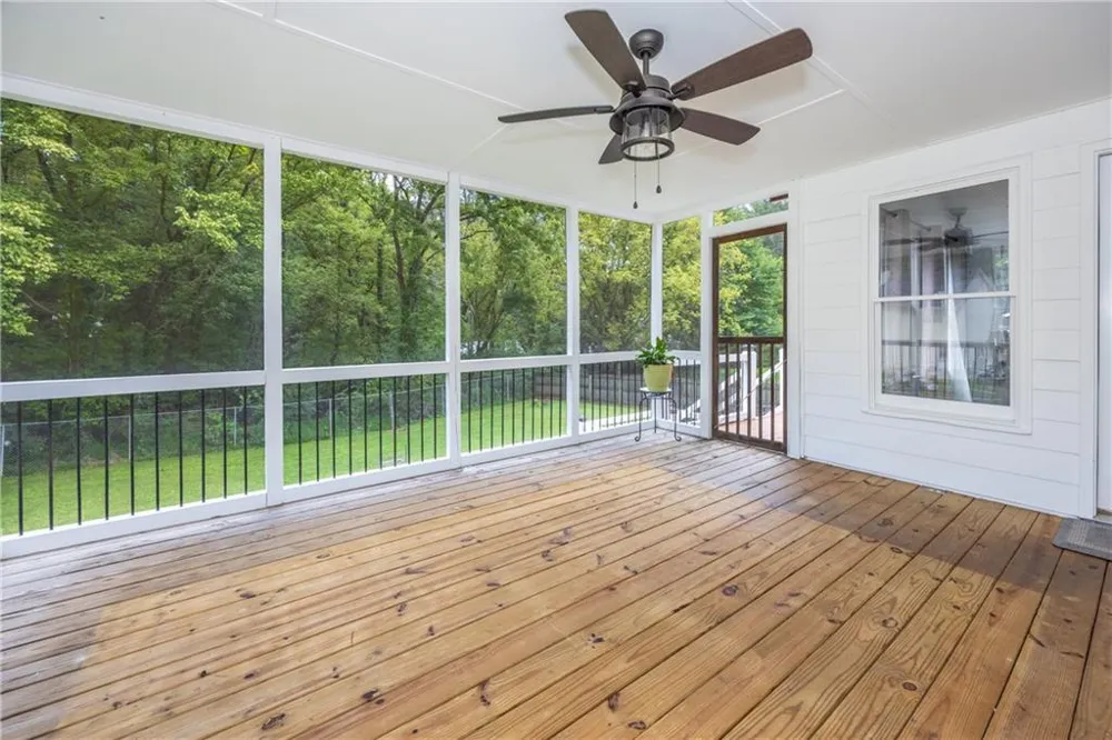 31 Mcwhorter Street Jasper, GA 30143