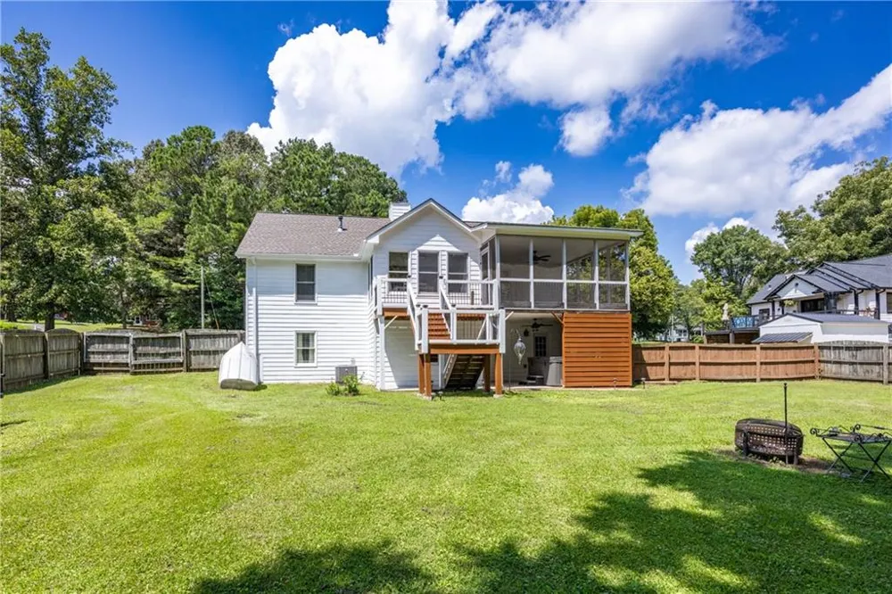 31 Mcwhorter Street Jasper, GA 30143