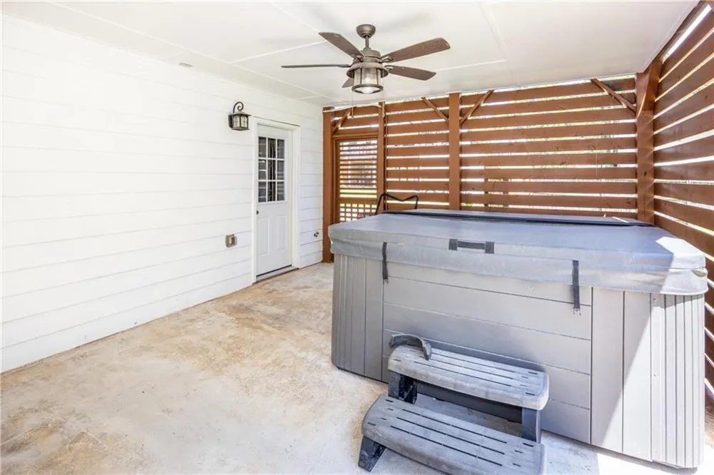 31 Mcwhorter Street Jasper, GA 30143