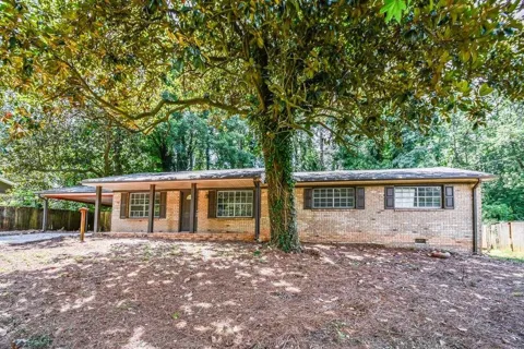 2330 Chestnut Log Loop