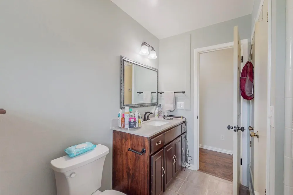 204 Pine Street Keene, TX 76059