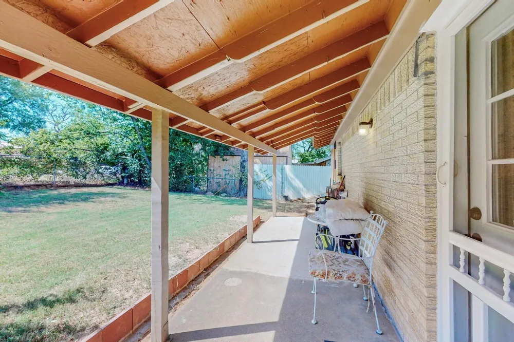 204 Pine Street Keene, TX 76059