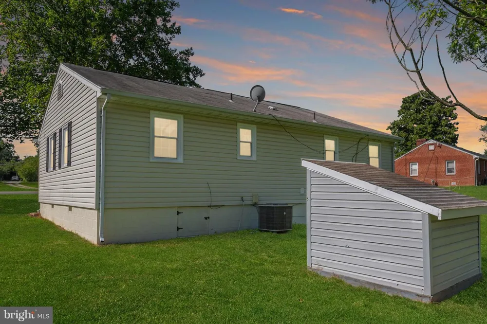 6519 OLD PLANK ROAD Fredericksburg, VA 22407