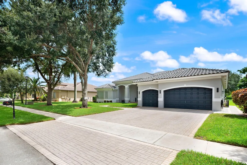 3958 SW 140TH AVENUE Davie, FL 33330