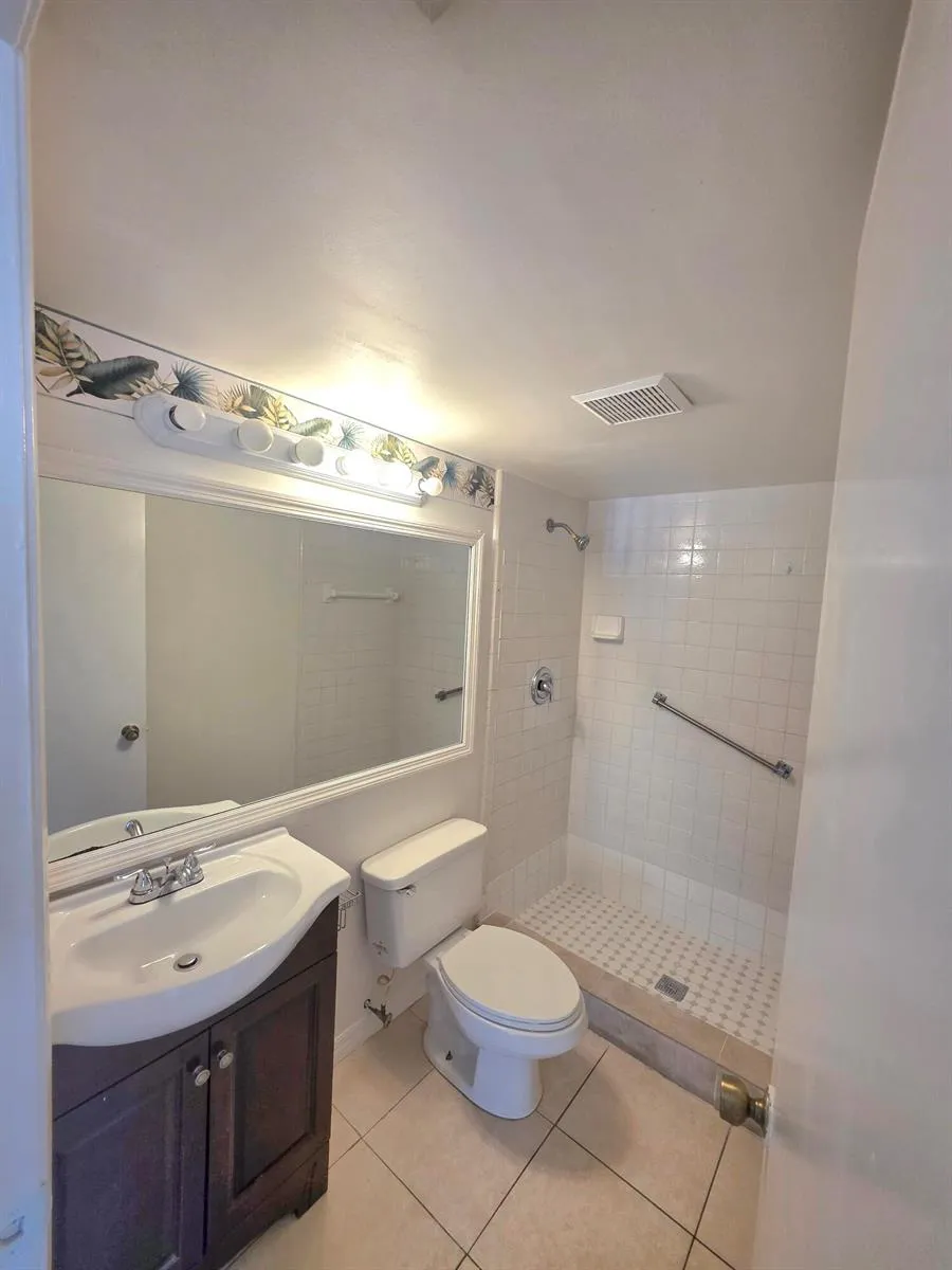203 Foxtail Drive #B3 