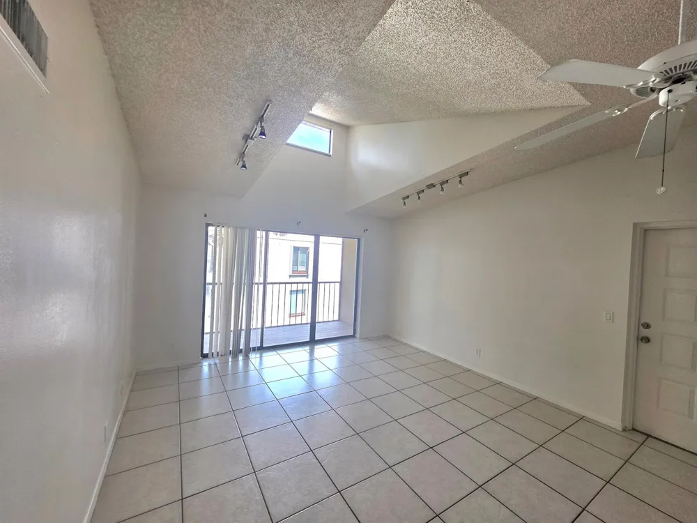 203 Foxtail Drive #B3 