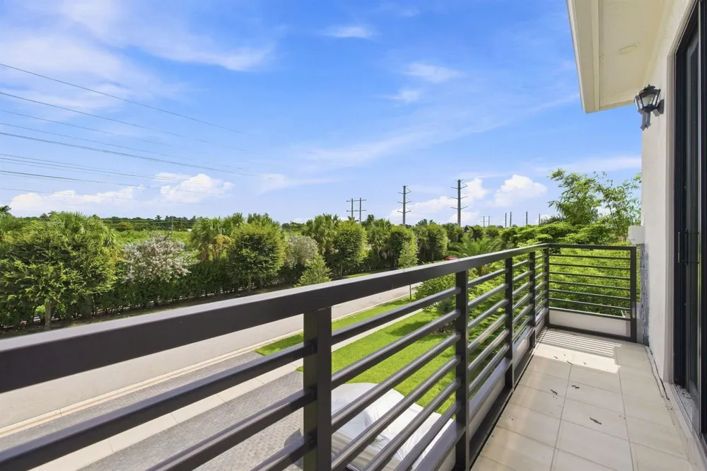 6924 STILLWATER SHORES DRIVE Davie, FL 33314