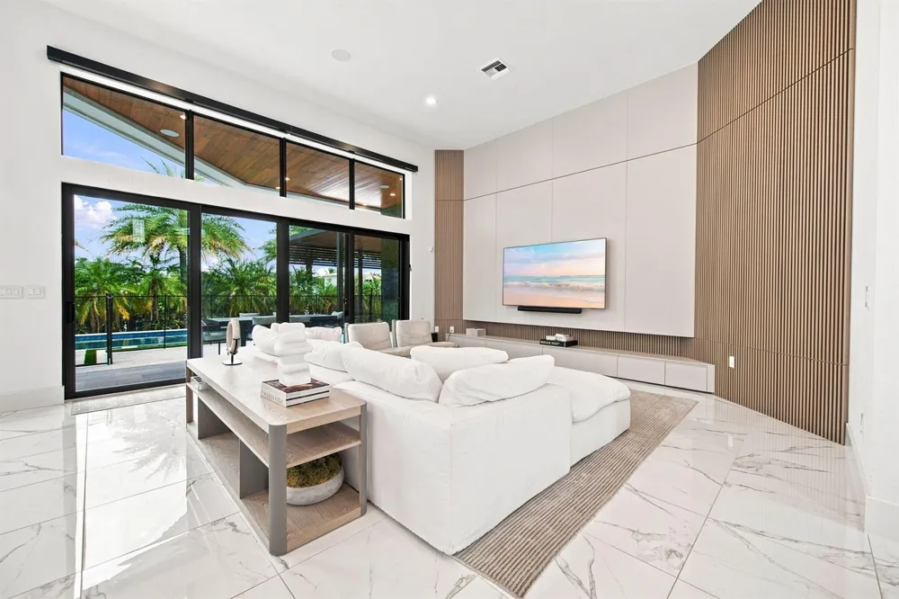 6924 STILLWATER SHORES DRIVE Davie, FL 33314