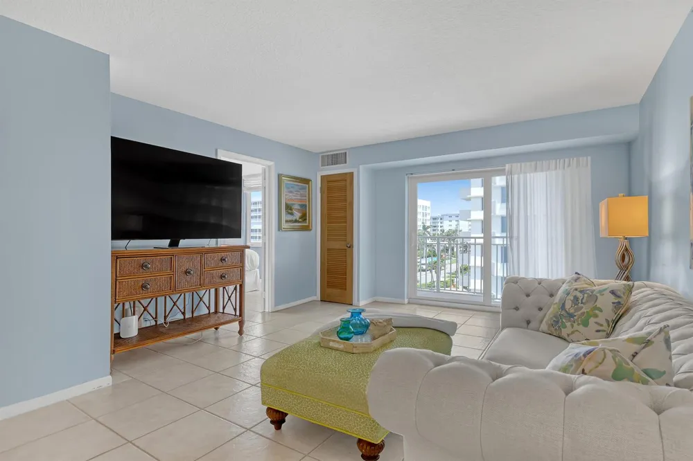3221 S OCEAN BOULEVARD #302 Highland Beach, FL 33487