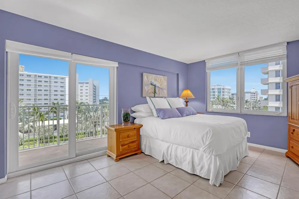 3221 S OCEAN BOULEVARD #302 Highland Beach, FL 33487